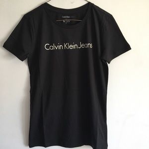 Calvin Klein T-shirt